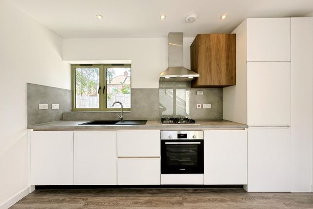 BRM7, 7, Brook Mews, Southgate, Enfield, London, N13 6AS, London photo 3