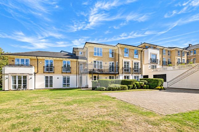 Etienne House, Mill Hill photo 3