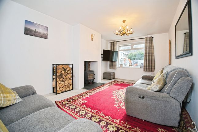 1, Ynysmaerdy Terrace, Pontyclun photo 4