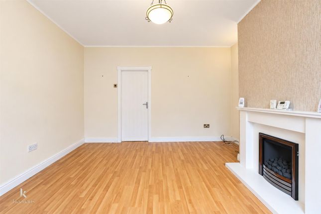 53, Pendlebury Road, Manchester photo 3