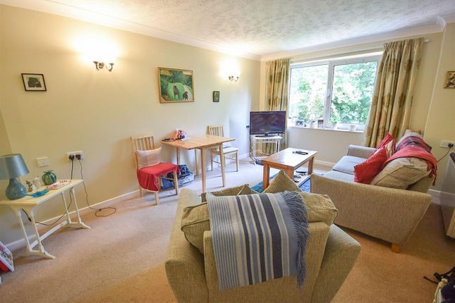 Flat for sale in Willow Court, Brookside Road, Gatley