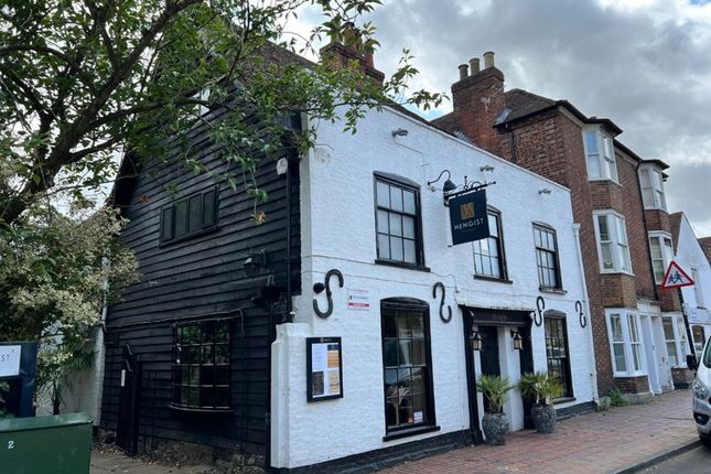 Restaurant/cafe to let in The Hengist, 7-9 High Street, Aylesford, Kent