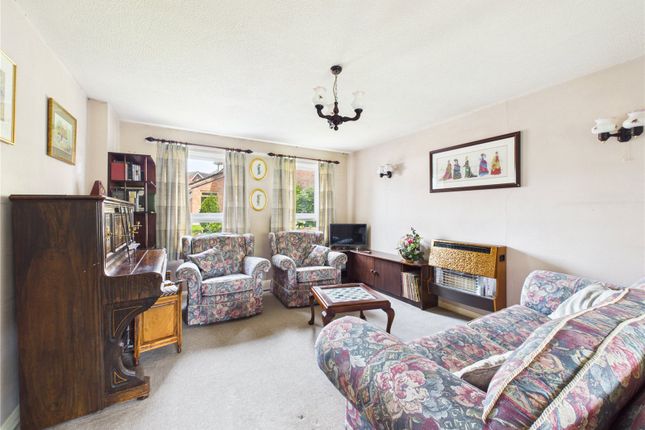 19, Harlech Way, Bristol photo 3
