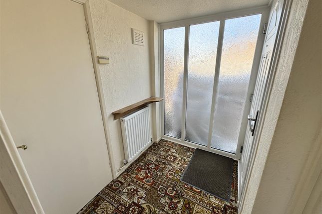 28, Highfield Road, Sutton-In-Ashfield photo 2