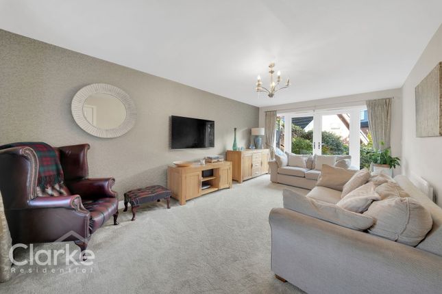 12, Peel Tower Close, Chorley photo 4