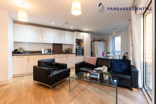 2, Ivy Point, 5 Hannaford Walk, London photo 2