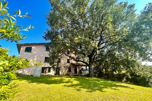 Thumbnail Villa for sale in Casa Del Monte Santa Maria Tiberina, Perugia, Umbria, Italy