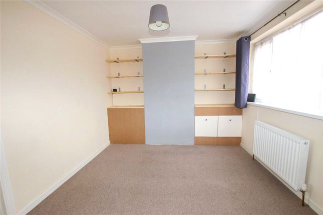 Terraced house to rent in Walkley Road, Houghton Regis, Dunstable, Bedfordshire