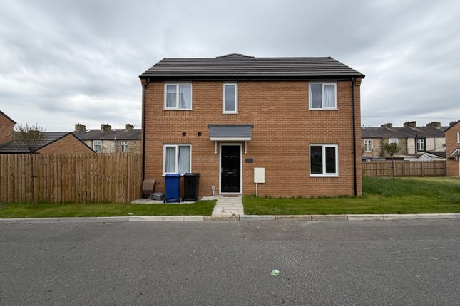 3 bed property for rent in Grey Street, Burnley BB10