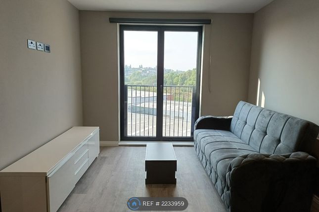 Thumbnail Flat to rent in Springwell Gardens, Leeds