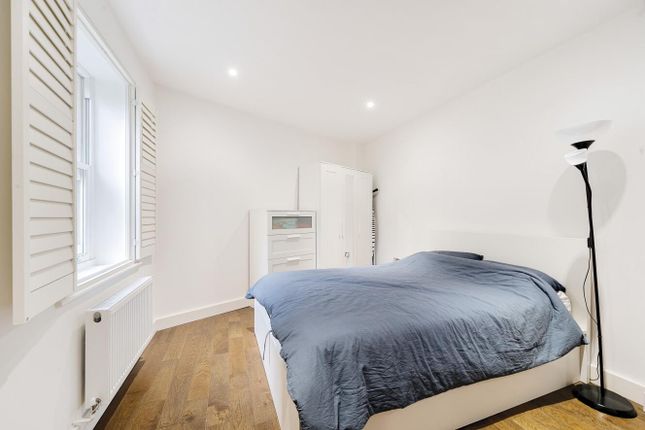 Flat 18 Regal Court, 169, Malvern Road, London photo 4