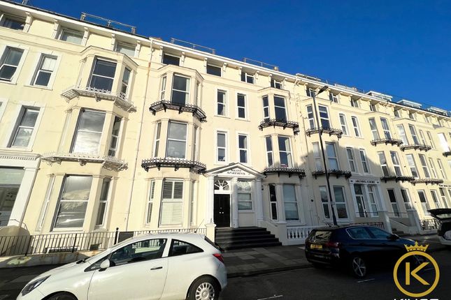 Thumbnail Flat to rent in South Parade, Southsea