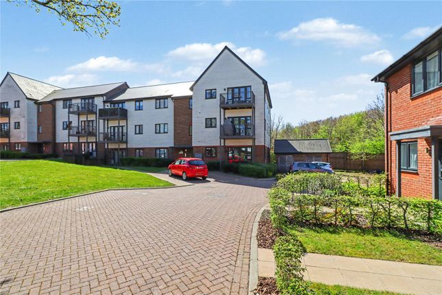 2-bed flat on 31, Long Lane, Handcross, £280,000