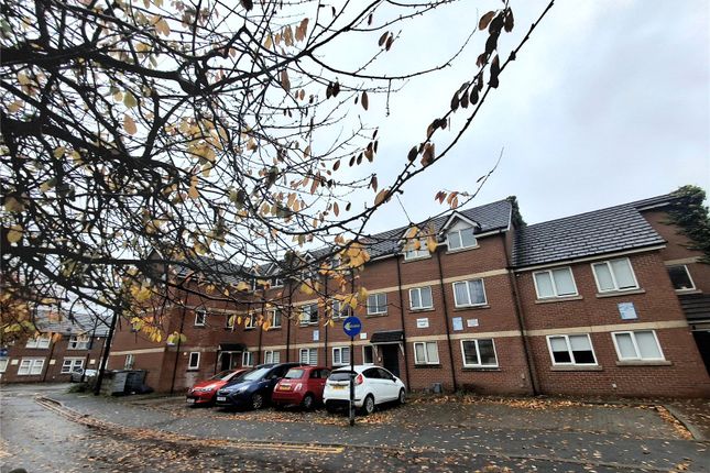 1-bed flat on St. Georges Court, Lancashire, £50,000