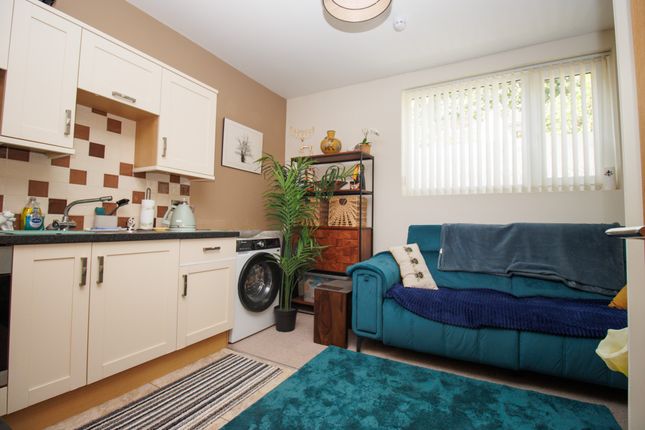 Apartment 15, The Moorings 9-10, The Beach, Filey photo 2