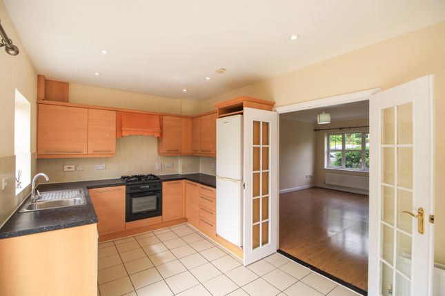 32, Aspen Grove, Northwood Hills photo 5