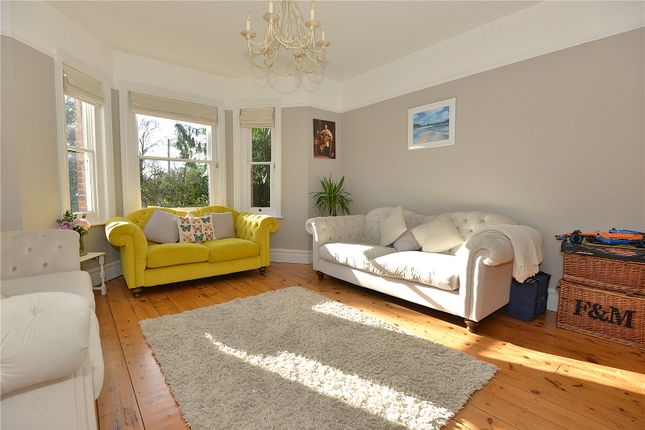 10, Victoria Road, Hampshire photo 2