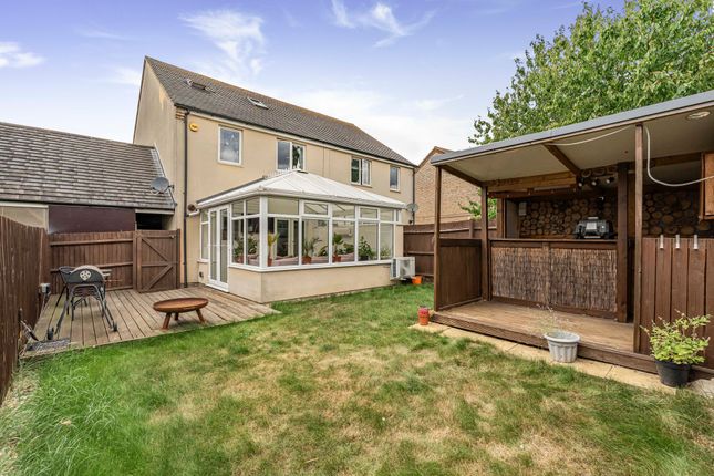 44 Sapley Park, Huntingdon photo 4