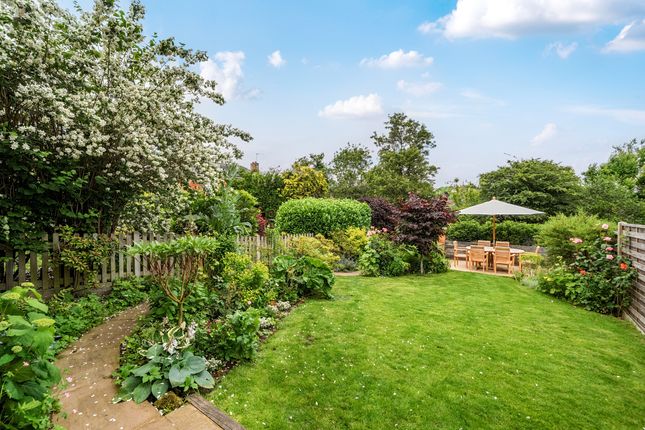 21, Pound Lane, Godalming photo 4