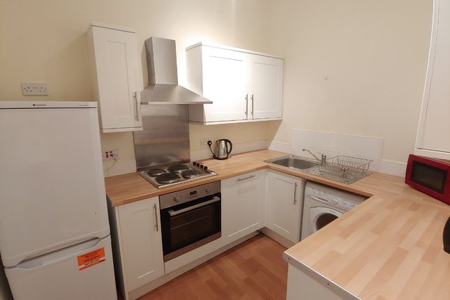 Flat to rent in Bruntsfield Place, Bruntsfield, Edinburgh