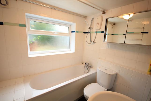 29, Foxhill Road, Berkshire photo 4