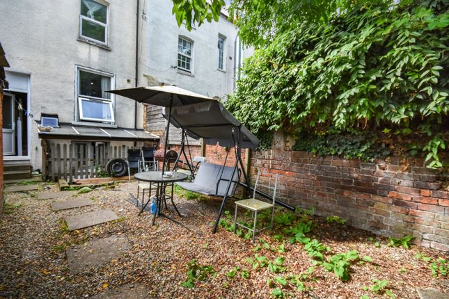 Terraced house for sale in Chatham Street, Reading