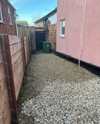 Cottage to rent in Ide Lane, Alphington, Exeter