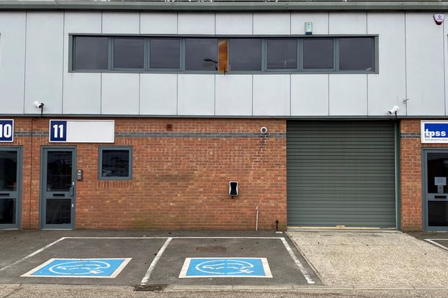 Thumbnail Industrial to let in Essex Road, Hoddesdon
