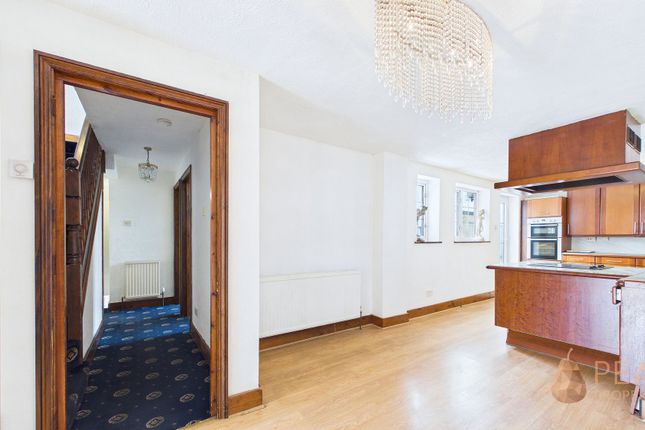14a Western Row, Worthing photo 4