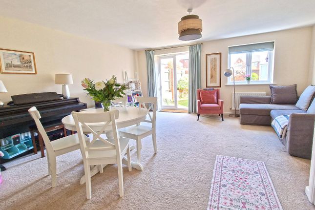 13, Izzard Road, Bicester photo 3