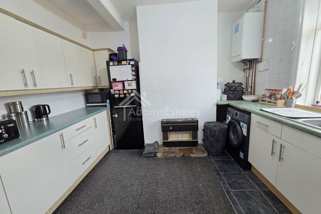 6, Chestnut Terrace, Dewsbury photo 5