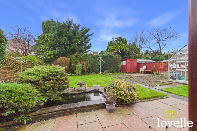 25, Hornbeam Drive, Cottingham photo 2