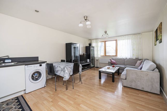 Thumbnail Flat for sale in Bray Court, Meath Crescent, Bethnal Green, London