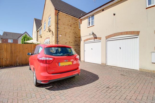 3 Bed End Terrace House For Sale In Bushell Close Leighton Buzzard Lu7 Zoopla