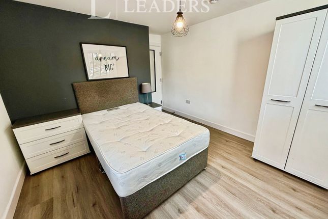Room 3, 57, Sneinton Dale, Nottingham photo 2