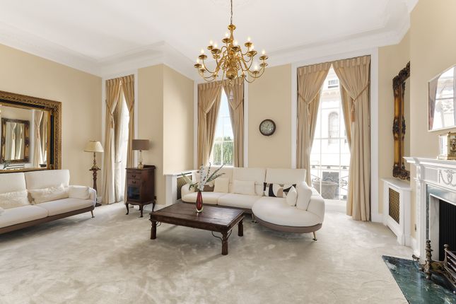 4, Chester Terrace, London photo 2