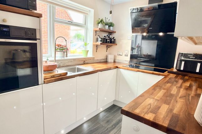 7, Pear Orchard, Tewkesbury photo 3