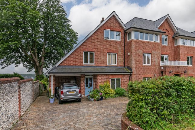 Thumbnail Flat for sale in Northbrook Avenue, Winchester