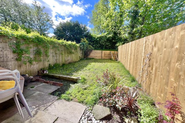17, Arderne Place, Alderley Edge photo 4