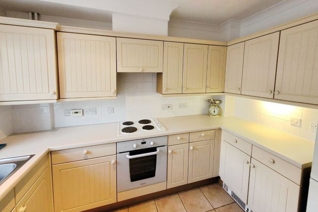 Pbox-Kitchen-335579.Jpg