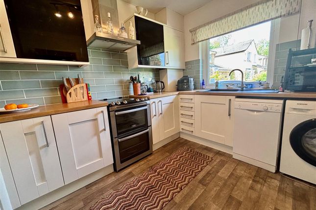22, Wood Gardens, High Peak photo 4