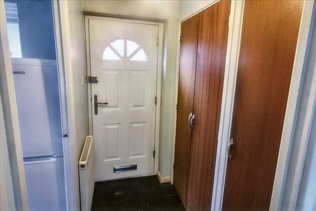18, Braemar Avenue, Nottingham photo 2