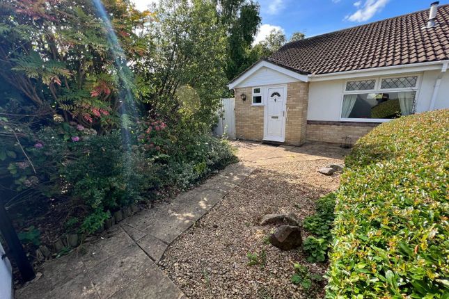 Thumbnail Bungalow for sale in Maes-Y-Crochan, St. Mellons, Cardiff