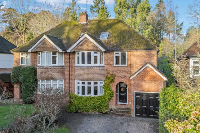 5-bed house on 84, Quickley Lane, Chorleywood, £1,050,000
