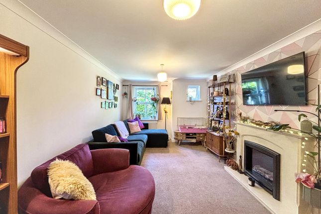 7, Nazareth Close, Bexhill-on-Sea photo 3