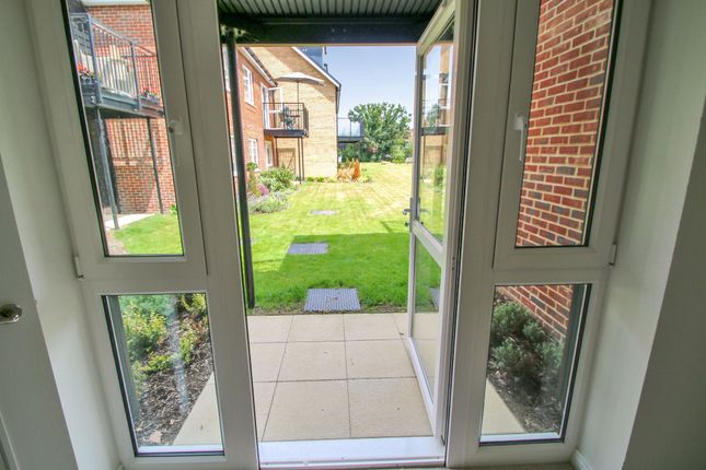 Flat 11, Caxton Lodge, Tenterden photo 4