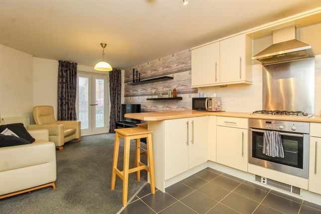 Flat for sale in Spindle Close, Dewsbury