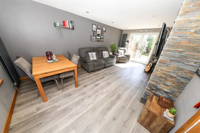 103, Napier Road, Glenrothes photo 4