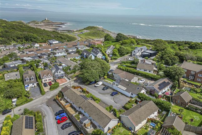 15 Sarlou Close, Swansea photo 3