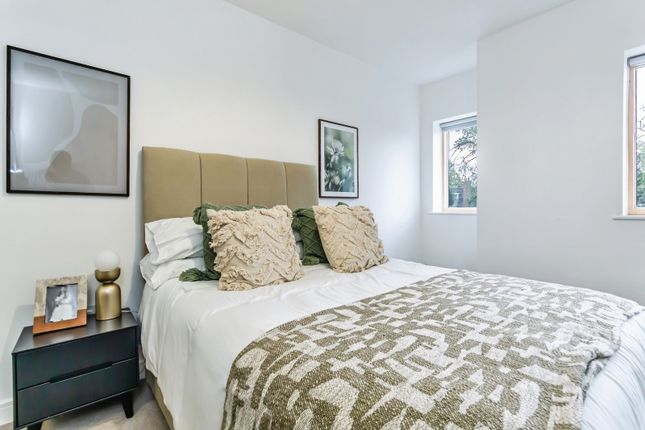 Apartment 5 Plot 1, 41, Russell Hill Road, Purley photo 2